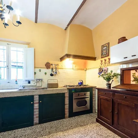 By Interhome Hébergement de vacances Ghizzano